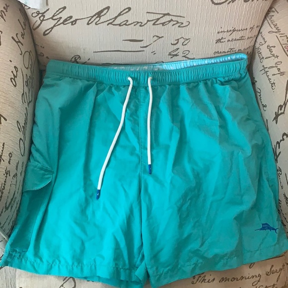 Tommy Bahamas - Picture 2 of 8